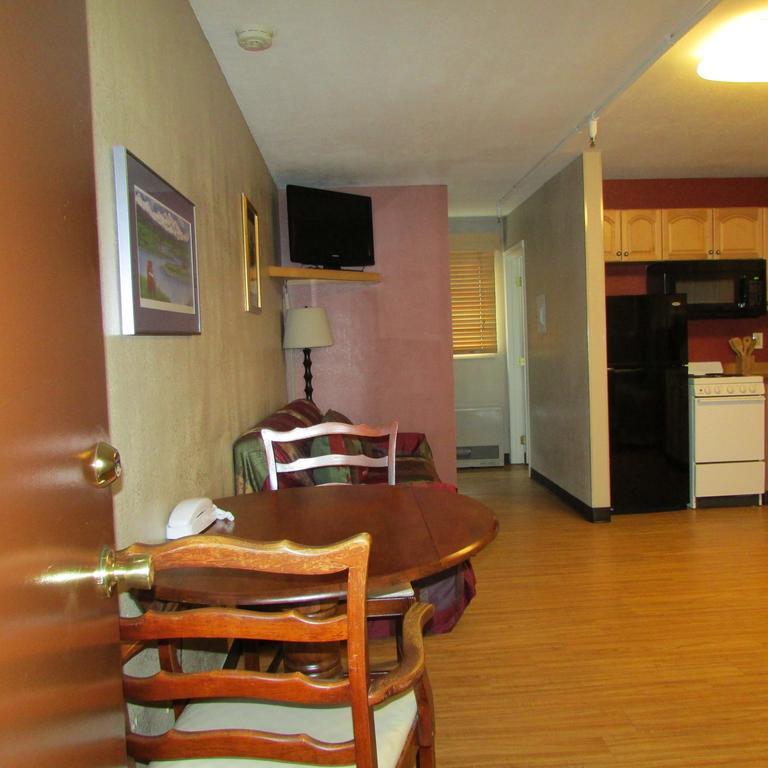Creekwood Inn Anchorage Esterno foto