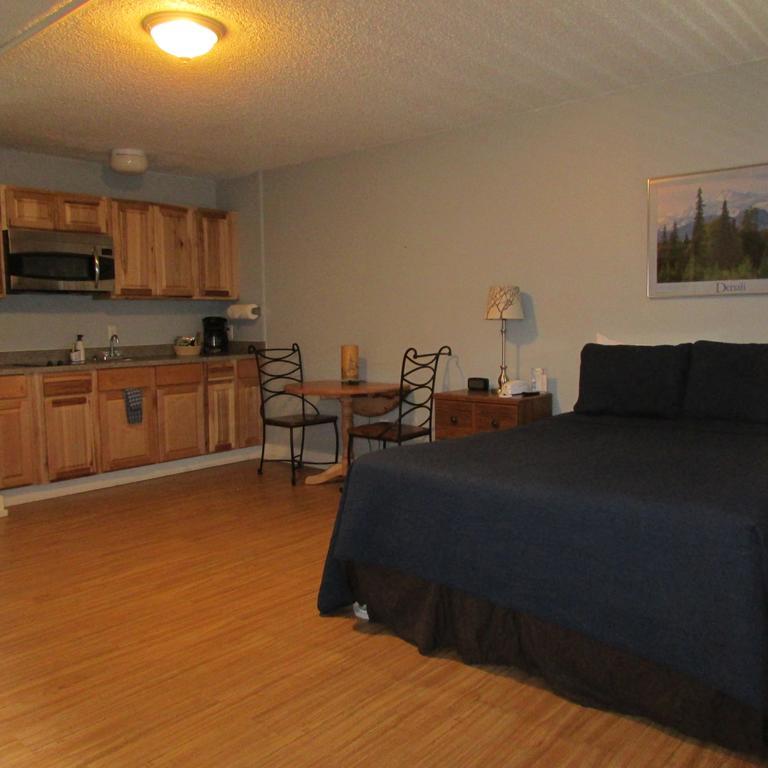 Creekwood Inn Anchorage Esterno foto